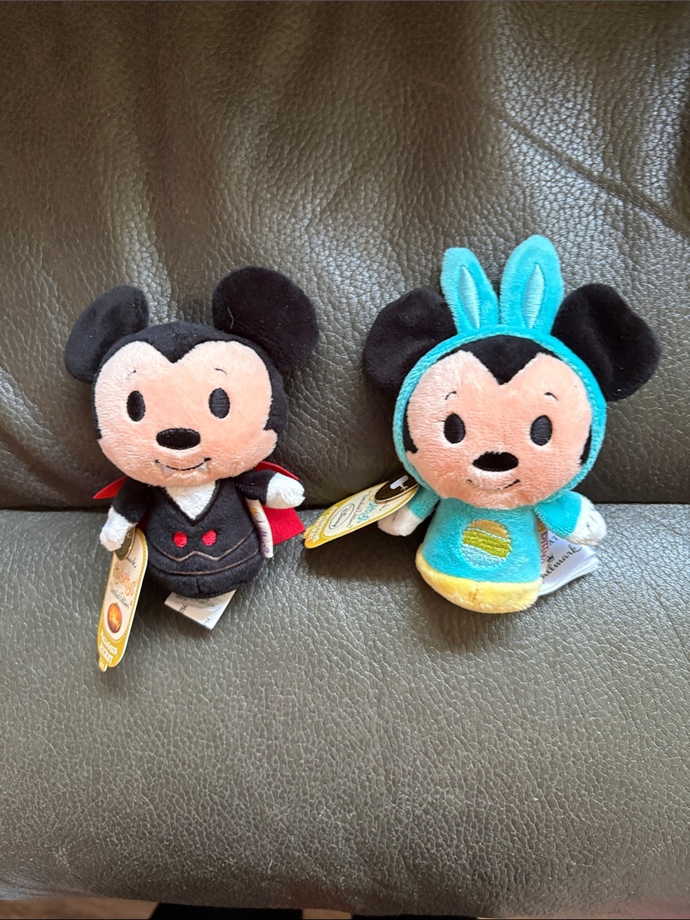 Hallmark itty bitty Halloween and spring time Mickey set